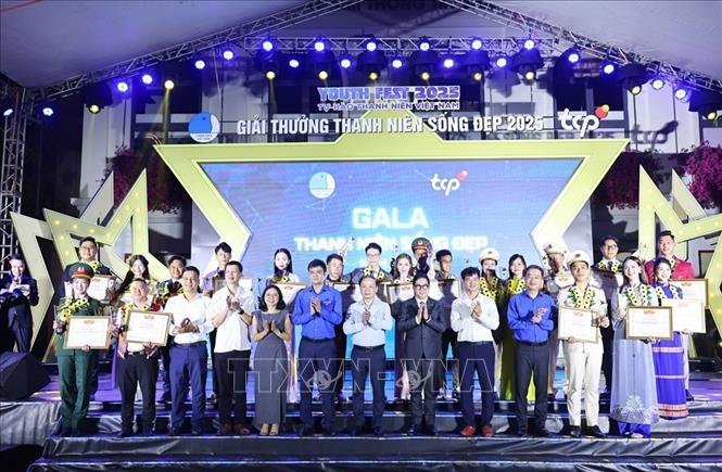 Keterangan foto