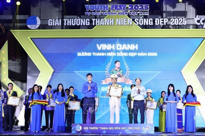 Keterangan foto