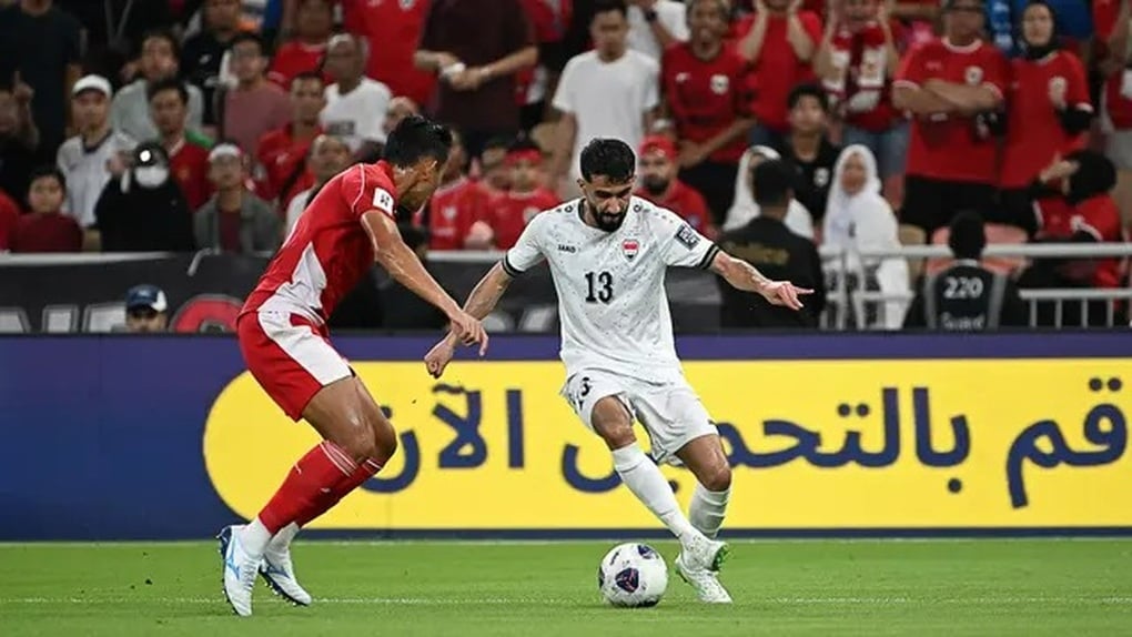 Giấc mơ dự World Cup tan vỡ, cầu thủ Indonesia đổ gục xuống sân - 1