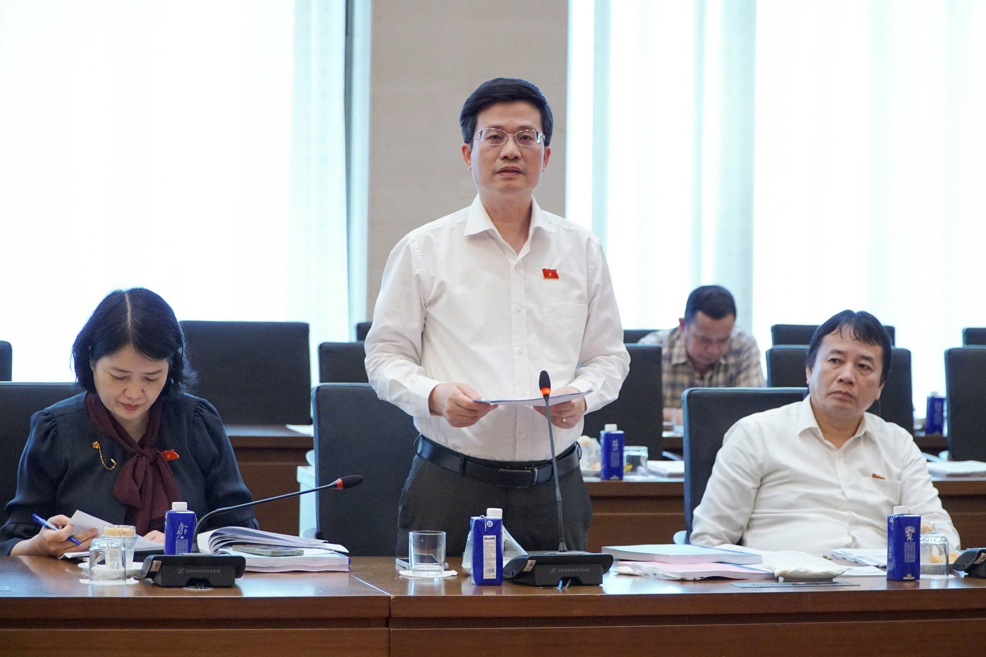 Hoàn thiện dự thảo Luật Báo chí (sửa đổi): Xây dựng nền báo chí hiện đại, nhân văn và tự chủ hơn trong thời kỳ chuyển đổi số - Ảnh 3.