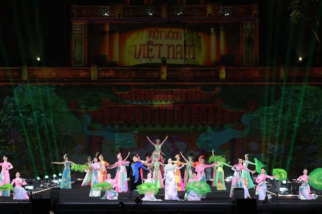 “รอยเท้ามรดก”: เชิดชูความหลากหลายทางวัฒนธรรม เชื่อมโยงหัวใจและความเห็นอกเห็นใจไร้พรมแดน - ภาพที่ 9