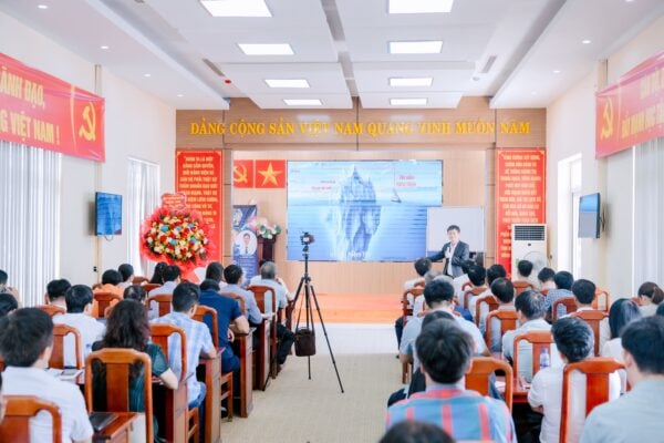 Hội thảo 