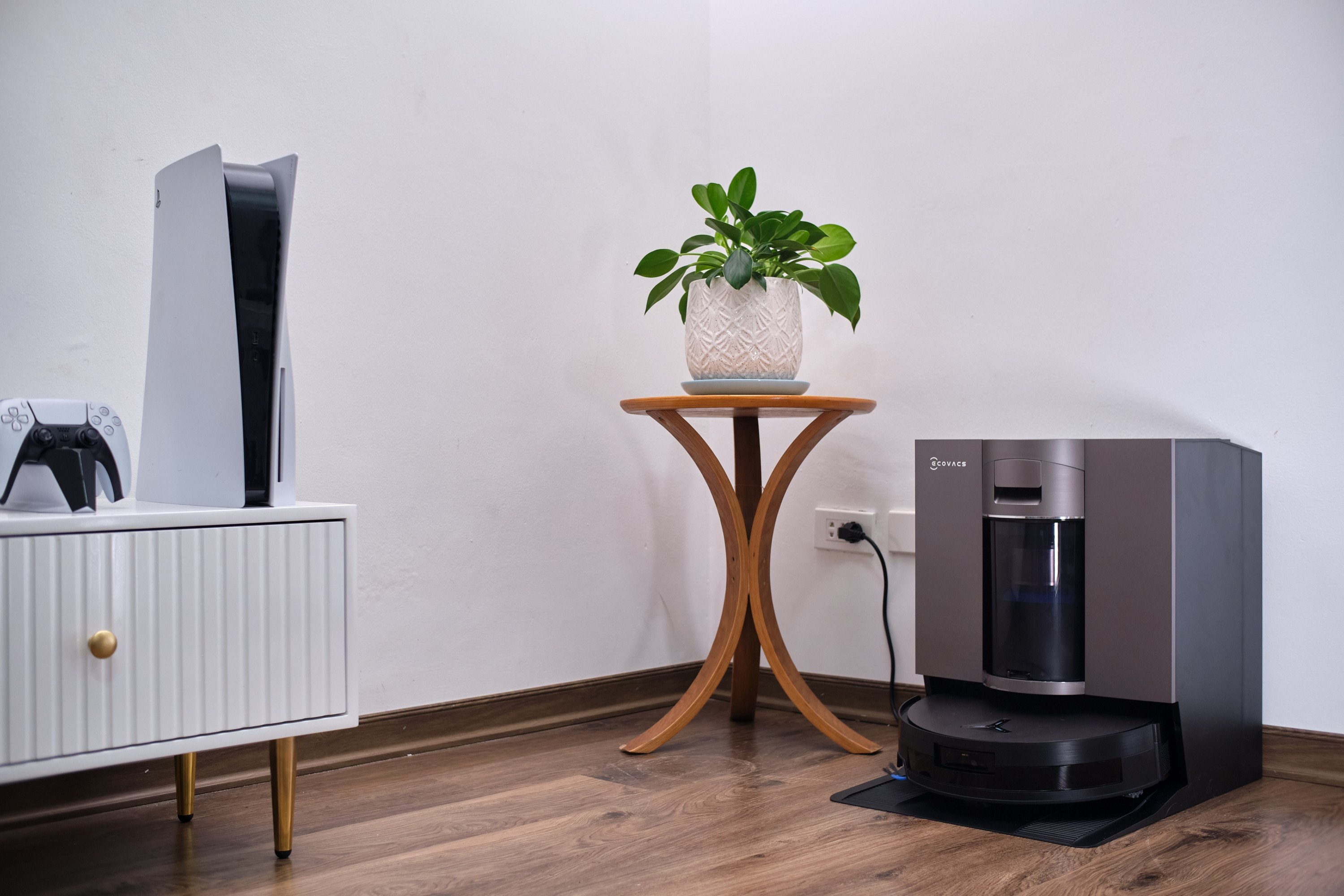 ecovacs x11 omnicyclone anh 1
