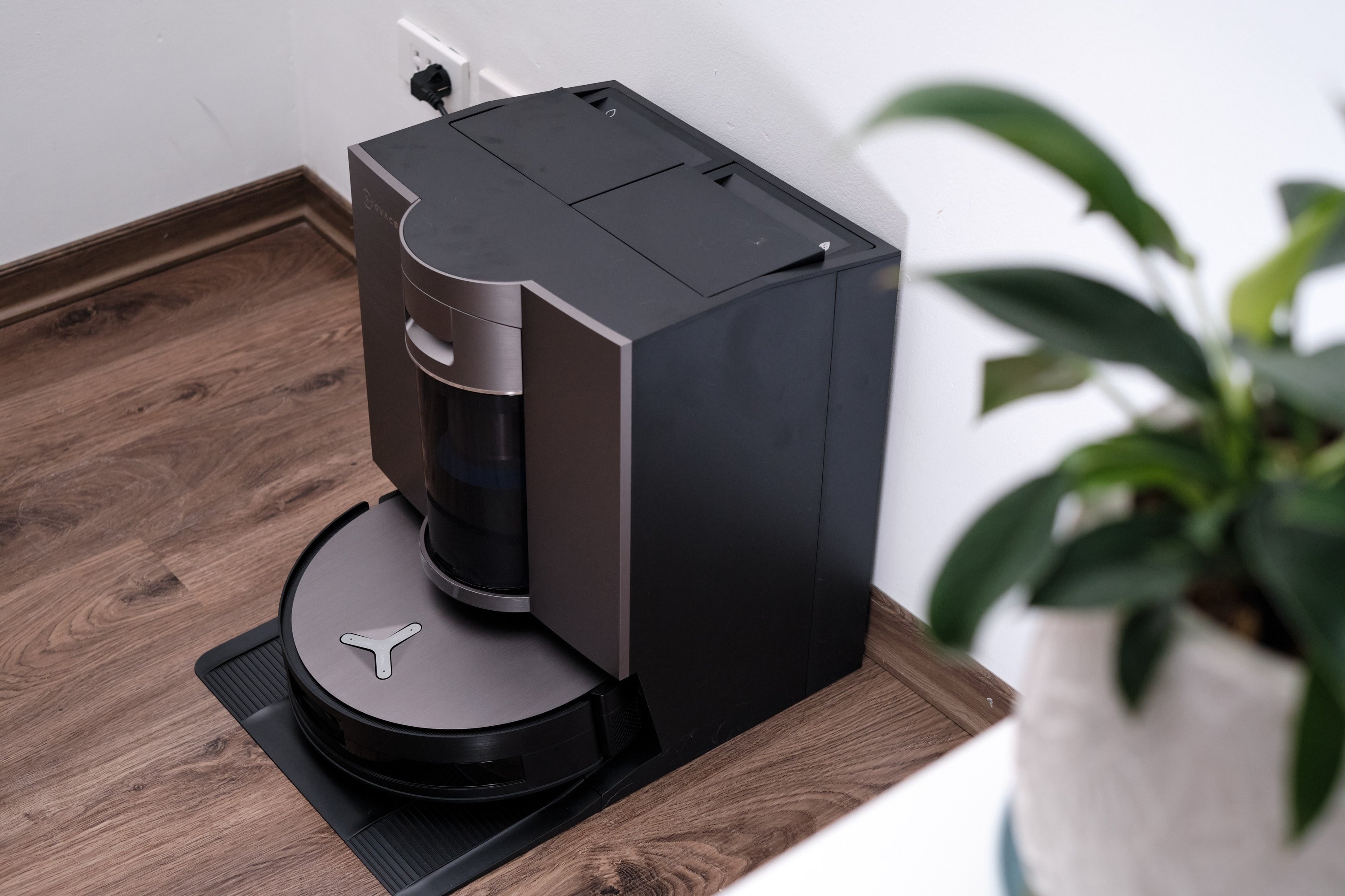 ecovacs x11 omnicyclone anh 2