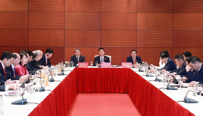 Các văn kiện thể hiện 'tầm nhìn chiến lược, tinh thần đổi mới, quyết tâm chính trị cao'- Ảnh 1.