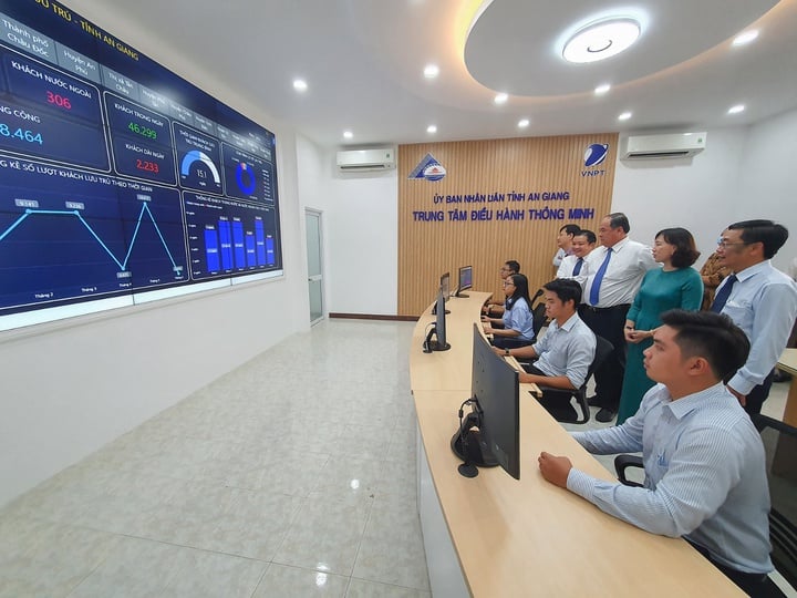 Đẩy mạnh chuyển đổi số, đảm bảo phục vụ tốt nhất cho người dân, doanh nghiệp từ ngày 1/7/2025 - Ảnh 1.