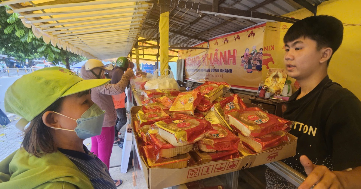 Bánh trung thu đại hạ giá, người tiêu dùng cần lưu ý để tránh hàng kém chất lượng