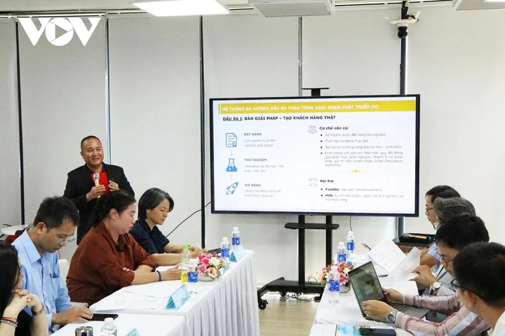 Đà Nẵng gỡ 