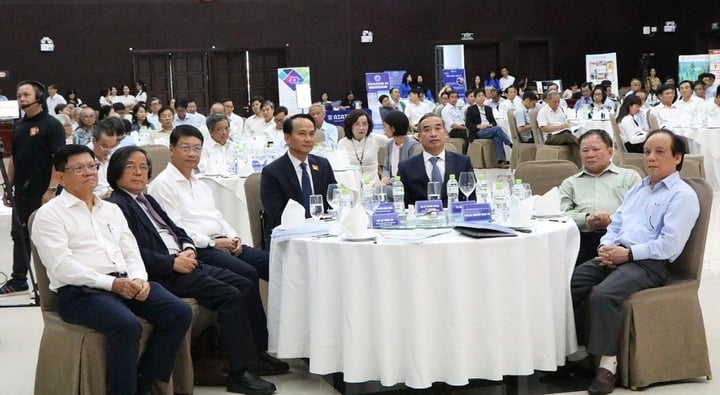Đà Nẵng phát triển nguồn nhân lực chất lượng cao đáp ứng yêu cầu phát triển thành phố trong kỷ nguyên mới - Ảnh 1.