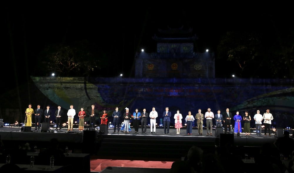 Culture erases distances, bringing countries closer together - photo 4