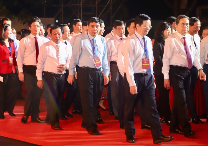 Côn Sơn - Kiếp Bạc - Ảnh 4.