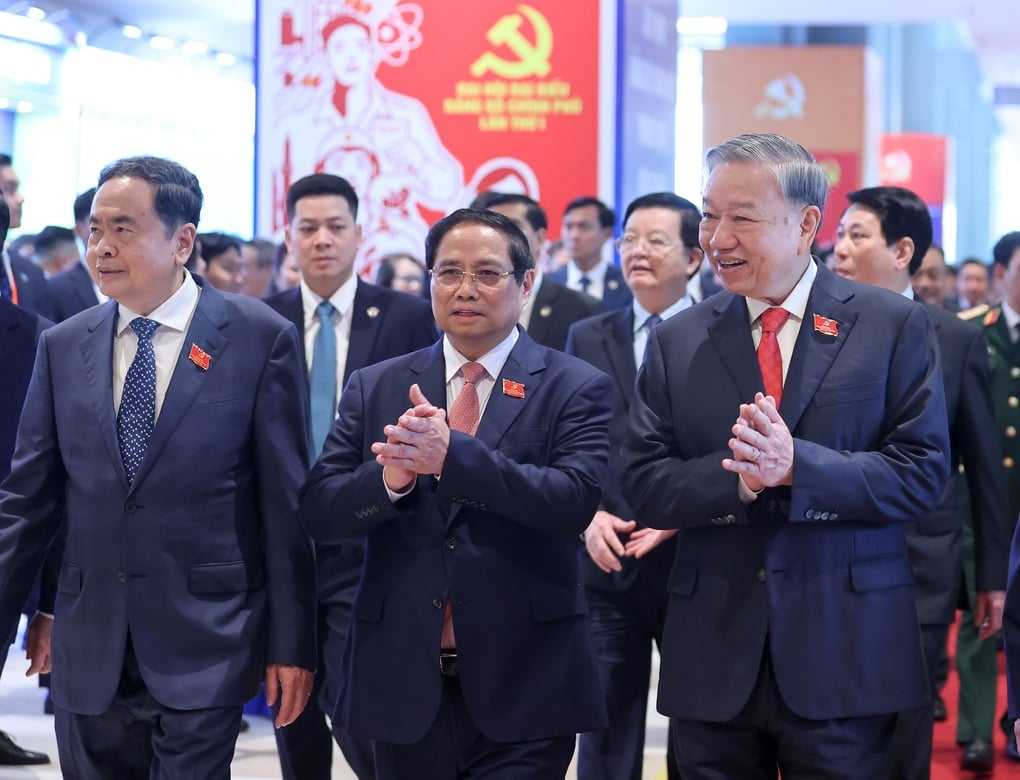 Thủ tướng: “Lựa chọn cán bộ có đức, có sức, có tài” - 2