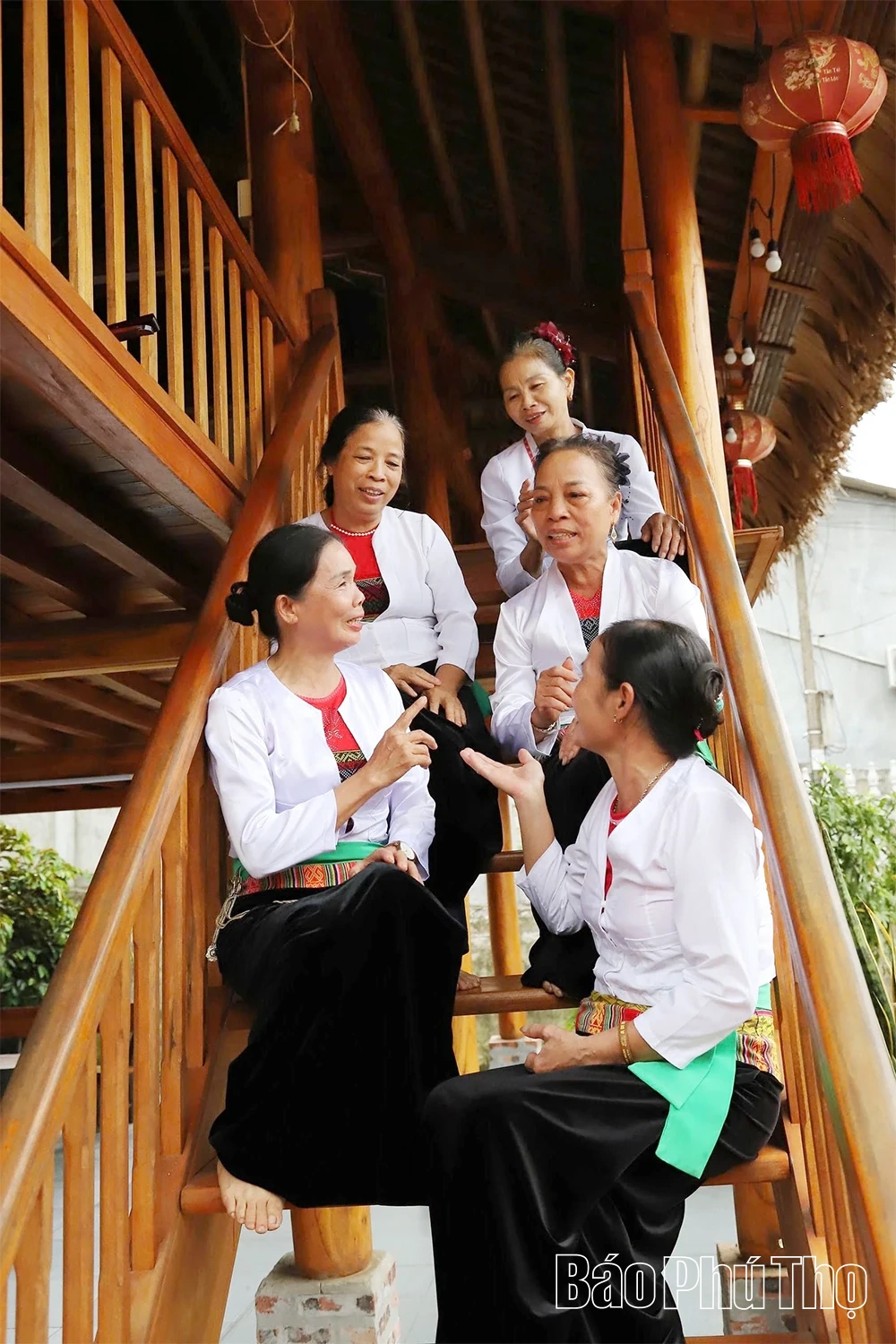 ຊຽງ​ນ້ອຍ​ປົກ​ປັກ​ຮັກ​ສາ​ວັດ​ທະ​ນະ​ທໍາ Muong