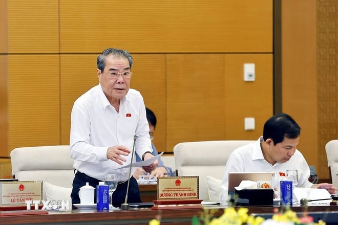 ttxvn-ubtv-quoc-hoi-cho-y-kien-ve-luat-kinh-doanh-bao-hiem-va-mot-so-noi-dung-quan-trong-1310-2.jpg