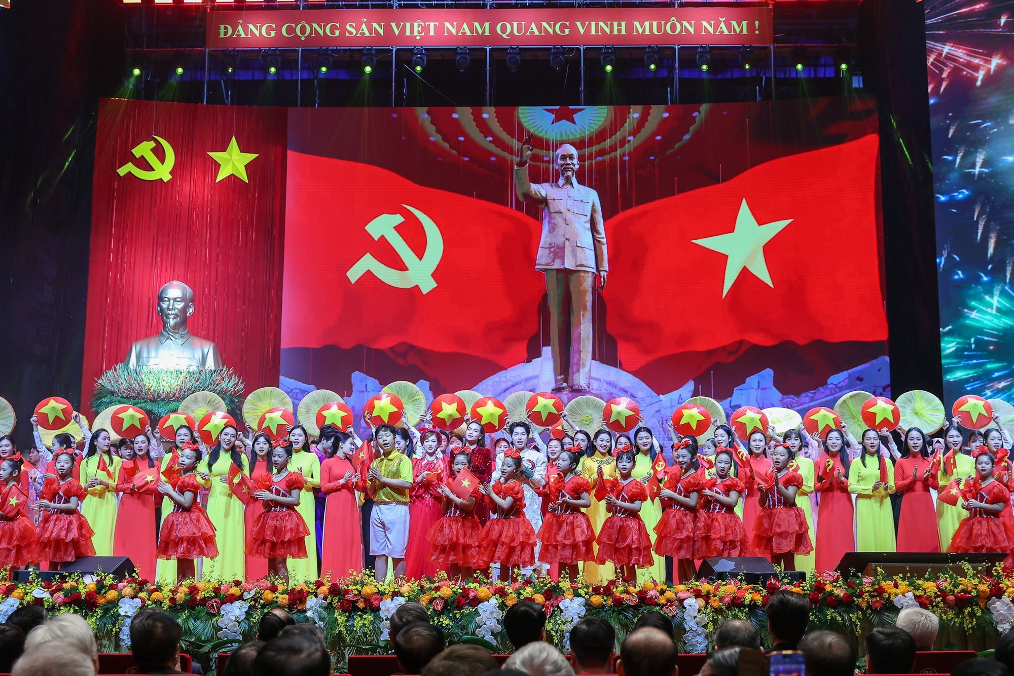 Chùm ảnh: Khai mạc trọng thể Đại hội đại biểu Đảng bộ Chính phủ lần thứ I- Ảnh 14.