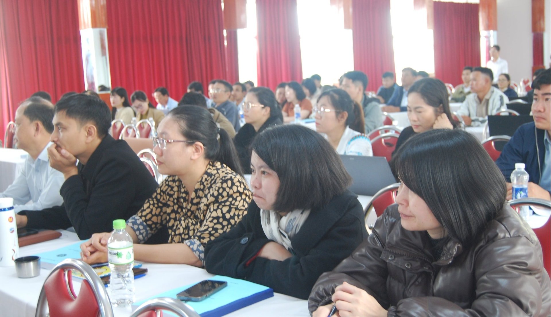 Học viên 124 xã, phường, đặc khu Phú Quý tham dự lớp tập huấn
