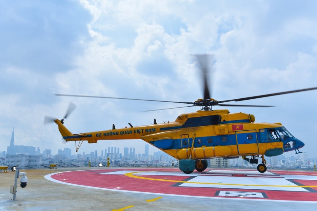 Lần đầu tiên ở Việt Nam, bệnh viện có 2 bãi đáp trực thăng cấp cứu - 6