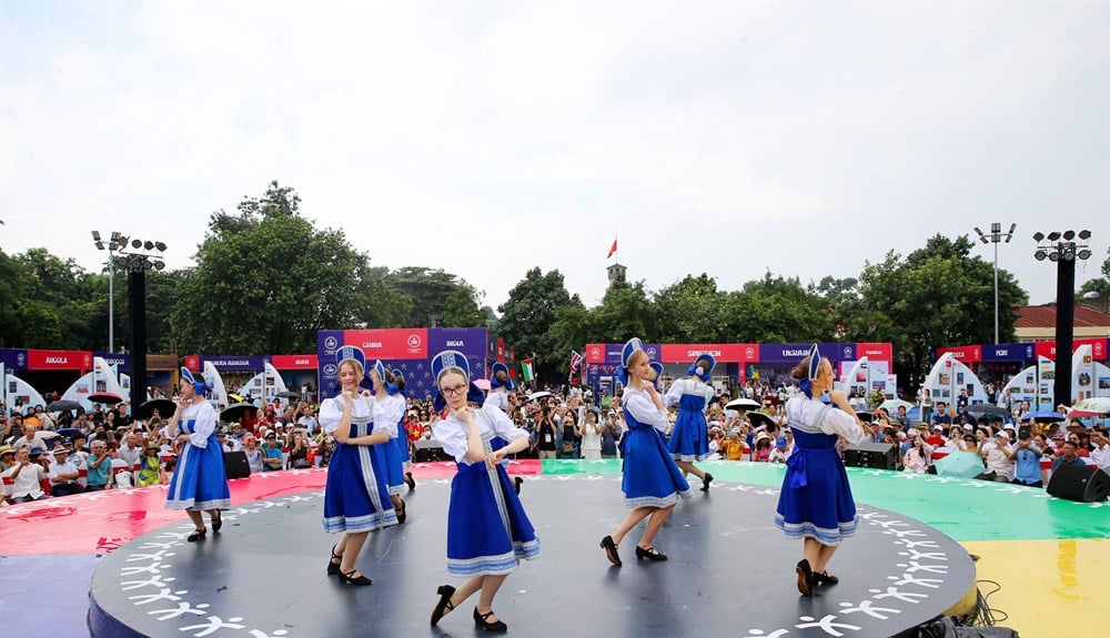 Tinh hoa hội tụ, lan tỏa yêu thương - ảnh 5