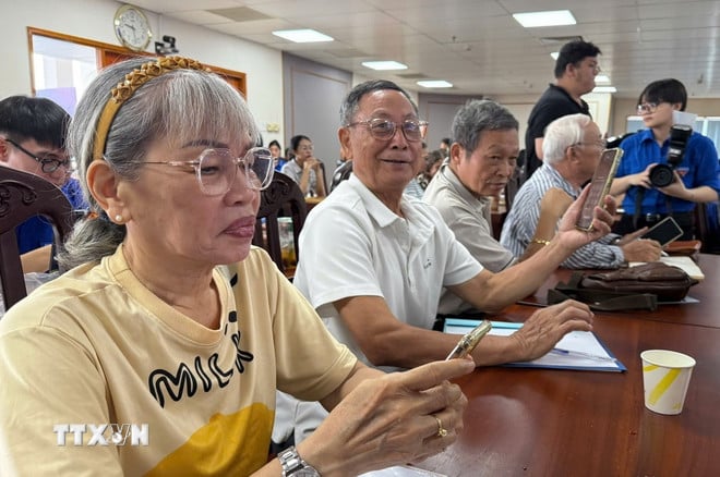 ttxvn-nen-hanh-chinh-hien-dai-o-sieu-do-thi-thanh-pho-ho-chi-minh3.jpg