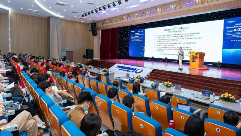 Aperçu de la conférence internationale de physique Phenikaa 2025.