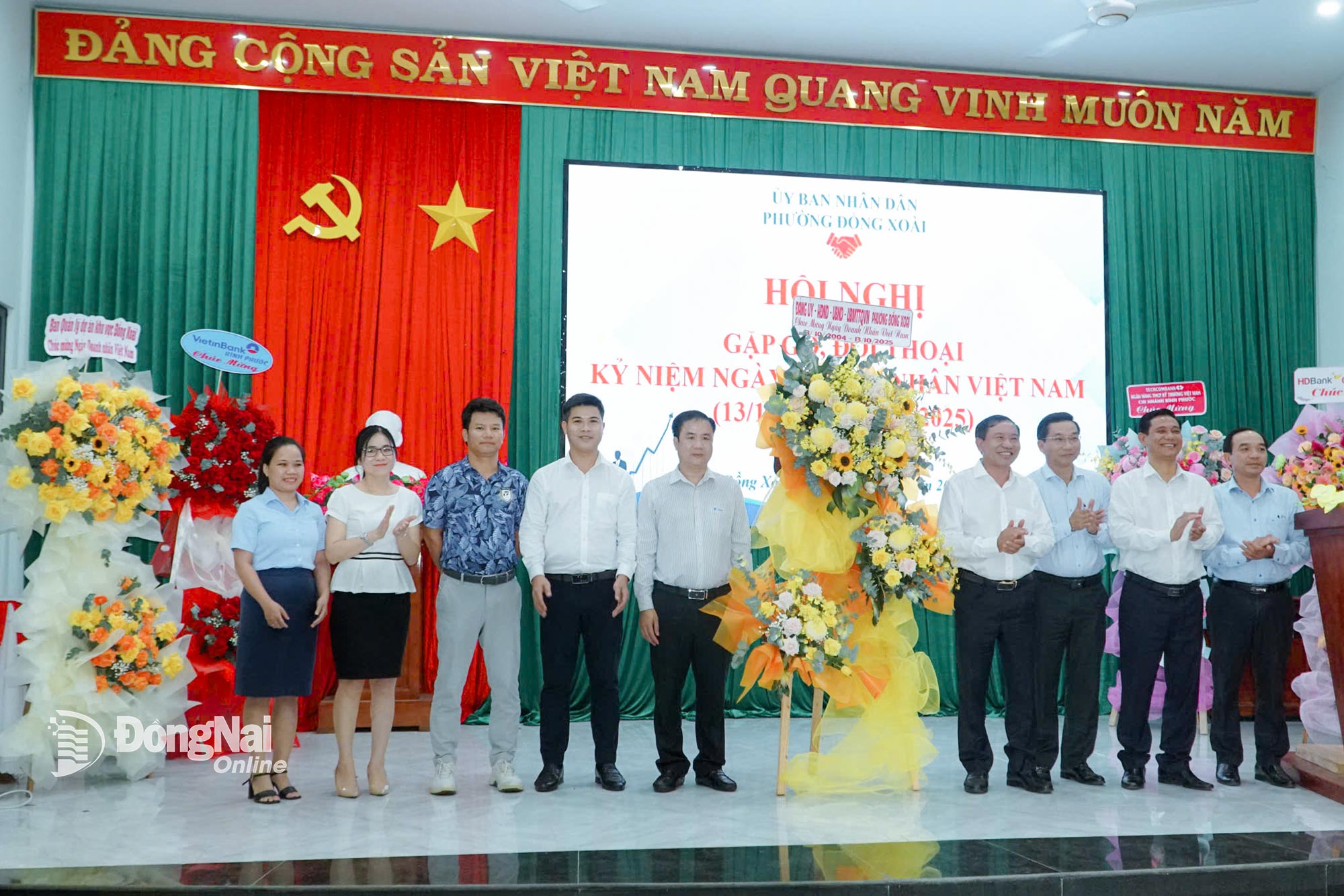 Lãnh đạo phường Đồng Xoài gặp gỡ, đối thoại với doanh nghiệp