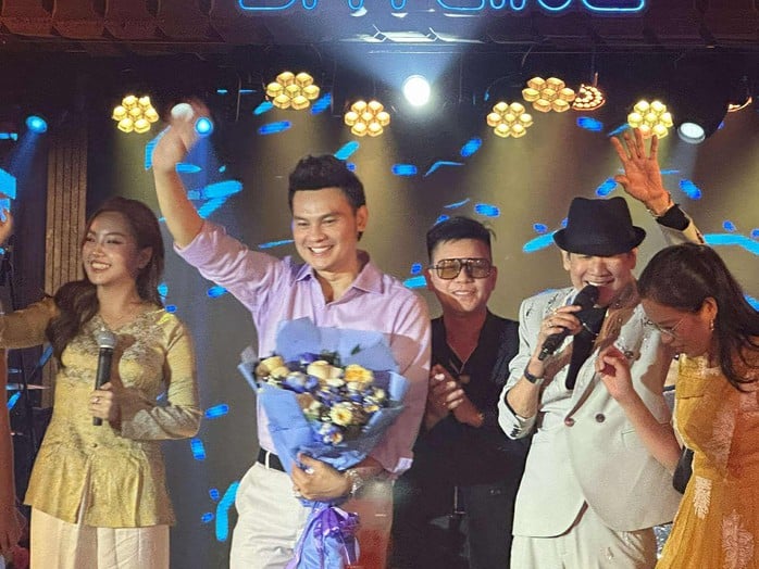 NSƯT Kim Tiểu Long: Mang hơi thở cải lương và tình người đến đất Bắc - Ảnh 1.