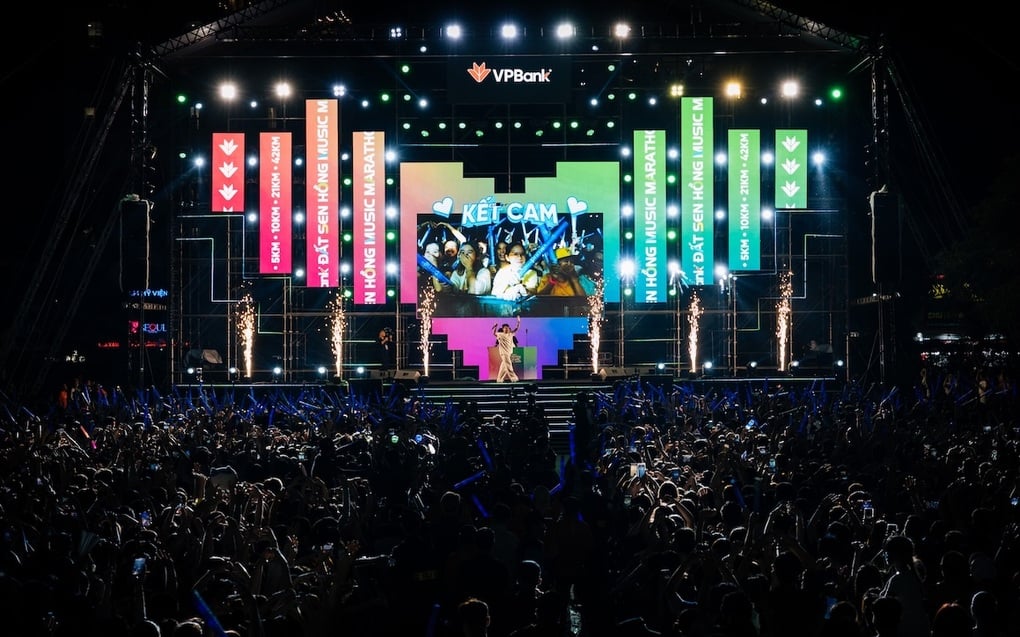 Không khí sôi động tại đêm nhạc Prime Night - VPBank Đất Sen Hồng Music Marathon 2025 - 1