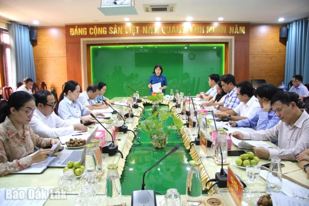 Delegates attending the meeting.