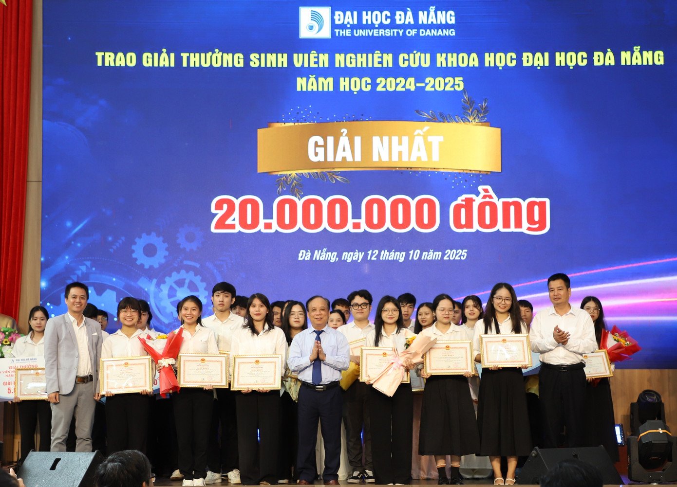 dhdn-2.jpg