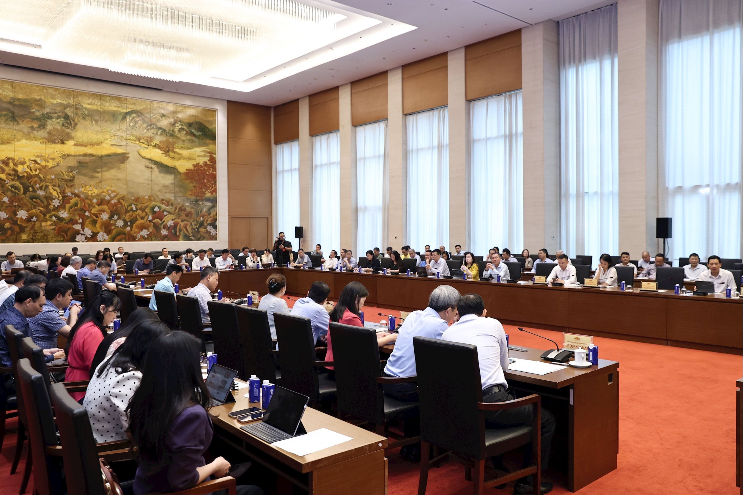 会議代表者（2名）