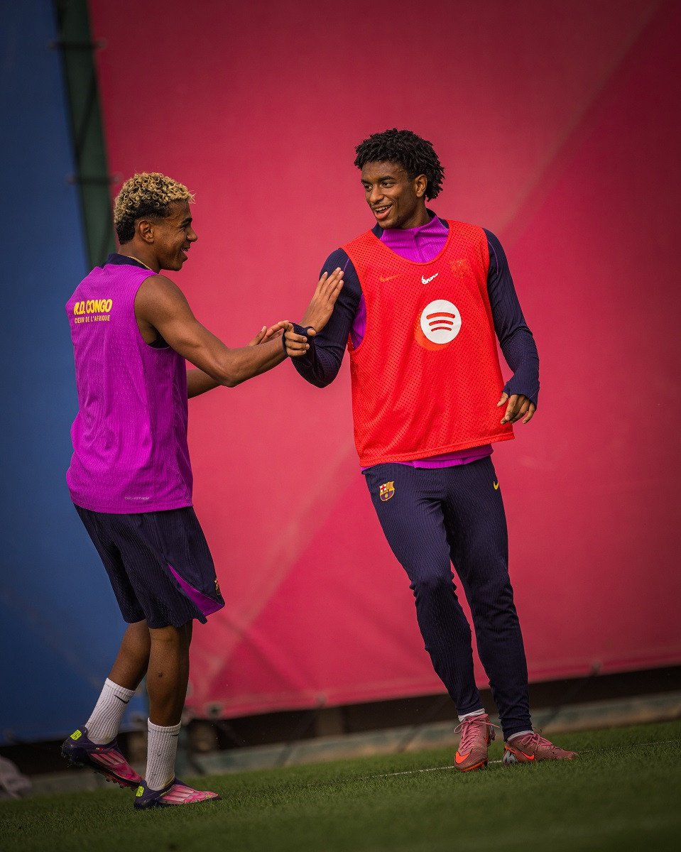 ラミン・ヤマル 14 10 1 FCB.jpg
