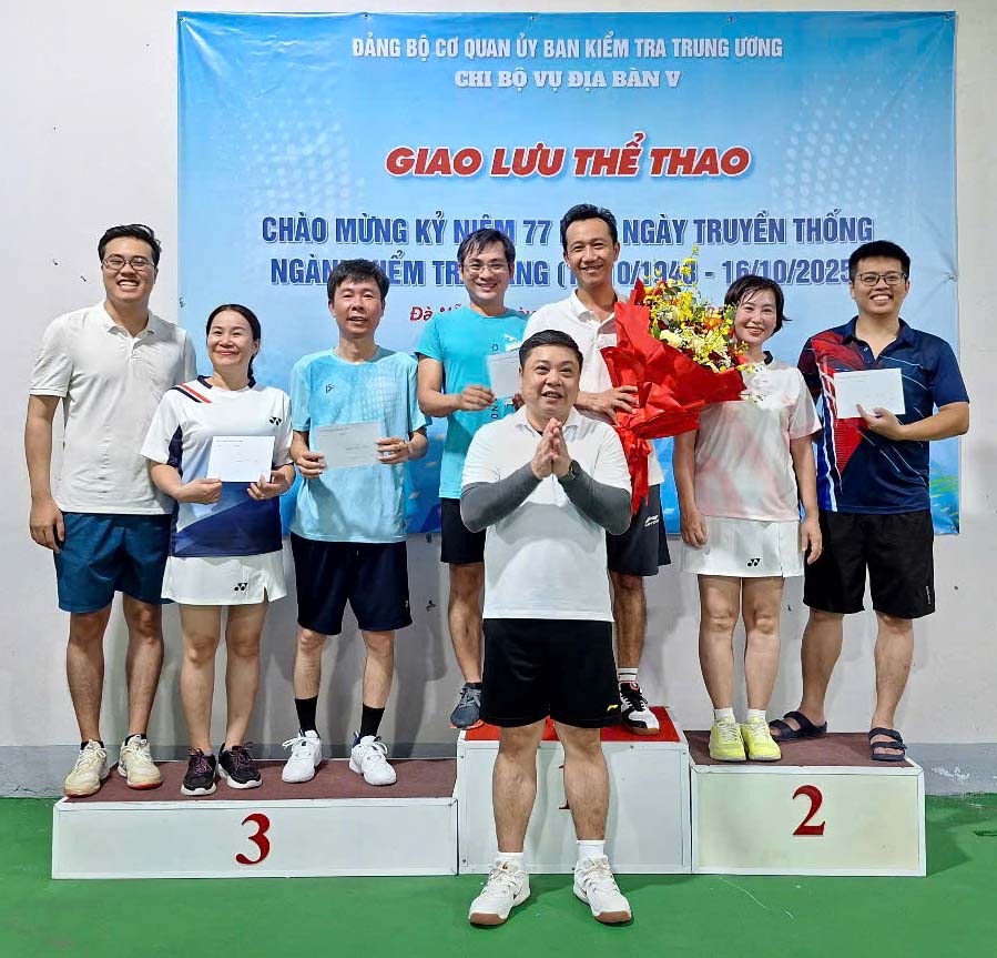 Chi bộ Vụ Địa bàn V giao lưu thể thao chào mừng Kỷ niệm 77 năm Ngày truyền thống Ngành Kiểm tra Đảng