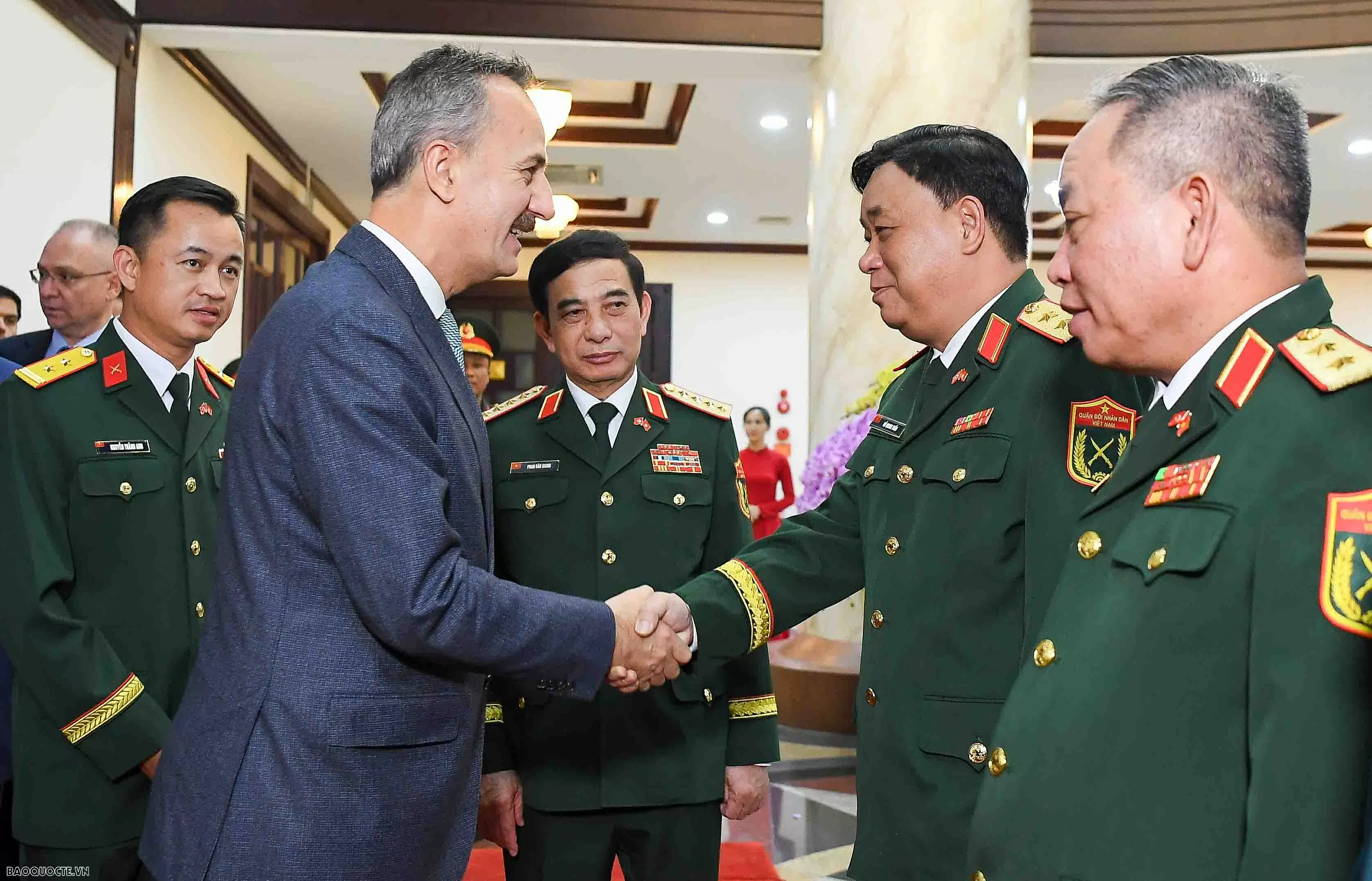 Việt Nam - Thổ Nhĩ Kỳ cam kết tăng cường hợp tác công nghiệp quốc phòng