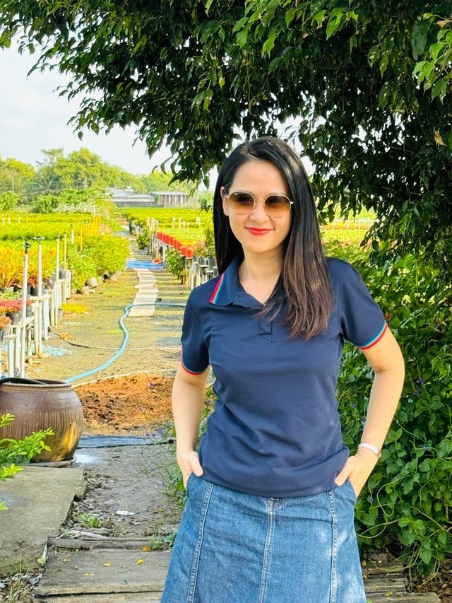 वीटीवी यू50 एमसी थुय हैंग अभी भी कपड़ों में 'उम्र के हिसाब से' दिखते हैं, संदर्भ के लायक - फोटो 10. BTV Thúy Hằng VTV U50 diện đồ vẫn 'hack tuổi', đáng tham khảo - Ảnh 10.