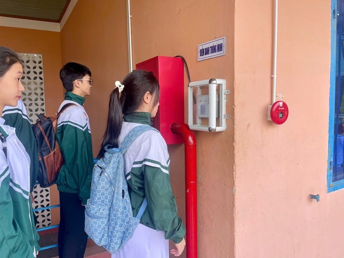 Thú vị cách trường học ở Đà Nẵng dùng Face ID để điểm danh học trò - Ảnh 2.