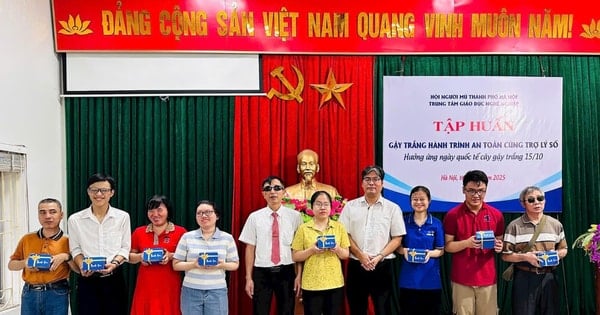 Lan tỏa thông điệp “Gậy trắng - cây gậy của niềm tin và khát vọng vươn lên”