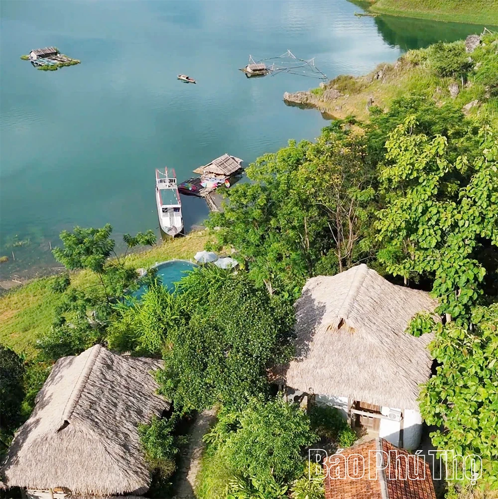 Xoan Retreat - បទពិសោធន៍អារម្មណ៍នៅបឹង Hoa Binh
