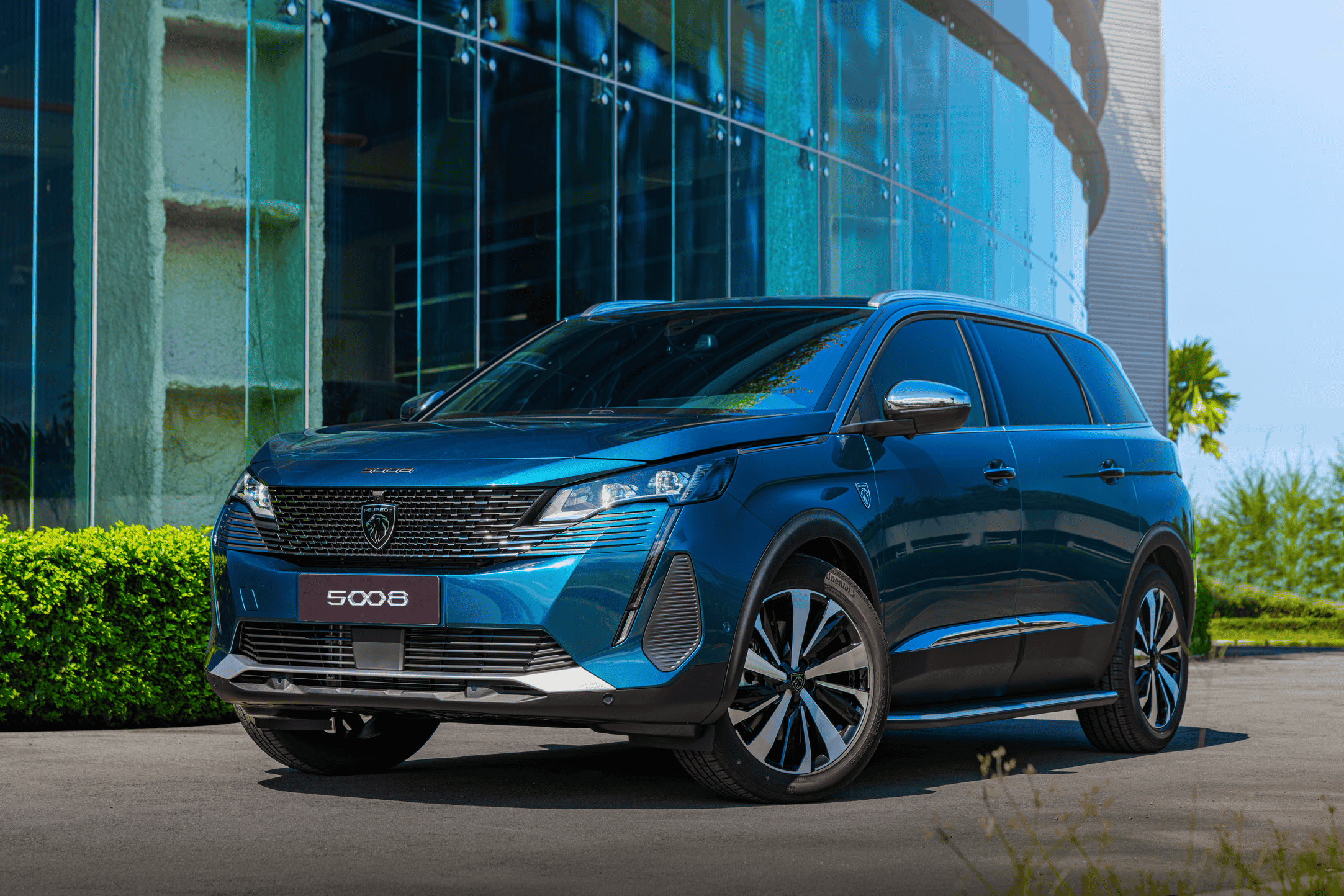 Duo SUV telah membantu Peugeot mempertahankan posisinya sebagai merek mobil Eropa paling populer di Vietnam selama bertahun-tahun.