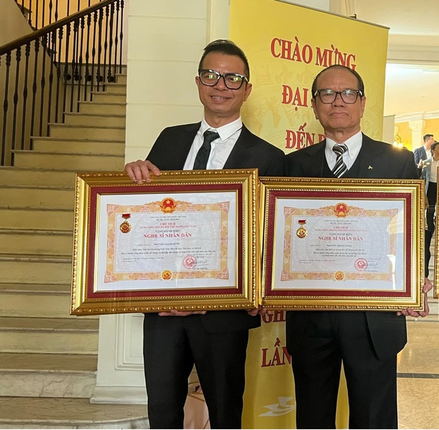 NSND Thanh Tùng: Tôi tự hào vì gia đình 3 thế hệ giữ lửa cải lương- Ảnh 2. NSND Thanh Tùng: Tôi tự hào vì gia đình 3 thế hệ giữ lửa cải lương- Ảnh 2.