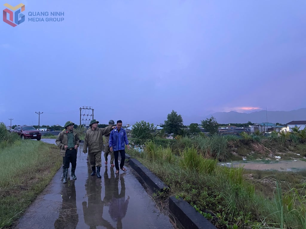 海朗町警察署は住民に対し、大雨に積極的に対応するよう広報・指導し、洪水や土砂崩れの危険がある地域に支援部隊を派遣した。