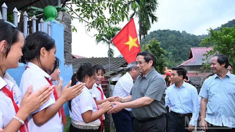 ndo_br_a1-7020.jpg