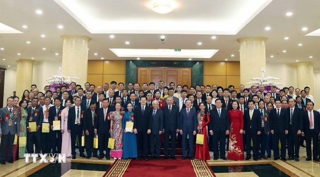 ttxvn-tong-bi-thu-hoi-nong-dan-viet-nam-8.jpg