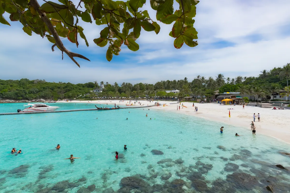 Phuket - Hương vị của biển và nét đặc sắc ở miền Nam Thái Lan - Ảnh 1.