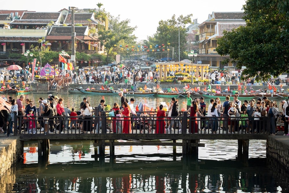 Đà Nẵng: Tham gia gian hàng du lịch tại Hội chợ ITB Asia 2025 - Ảnh 2.