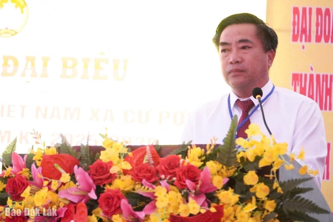 Nguyễn Quang Hung, a Cu Pong község pártbizottságának titkára beszédet mondott a kongresszuson.