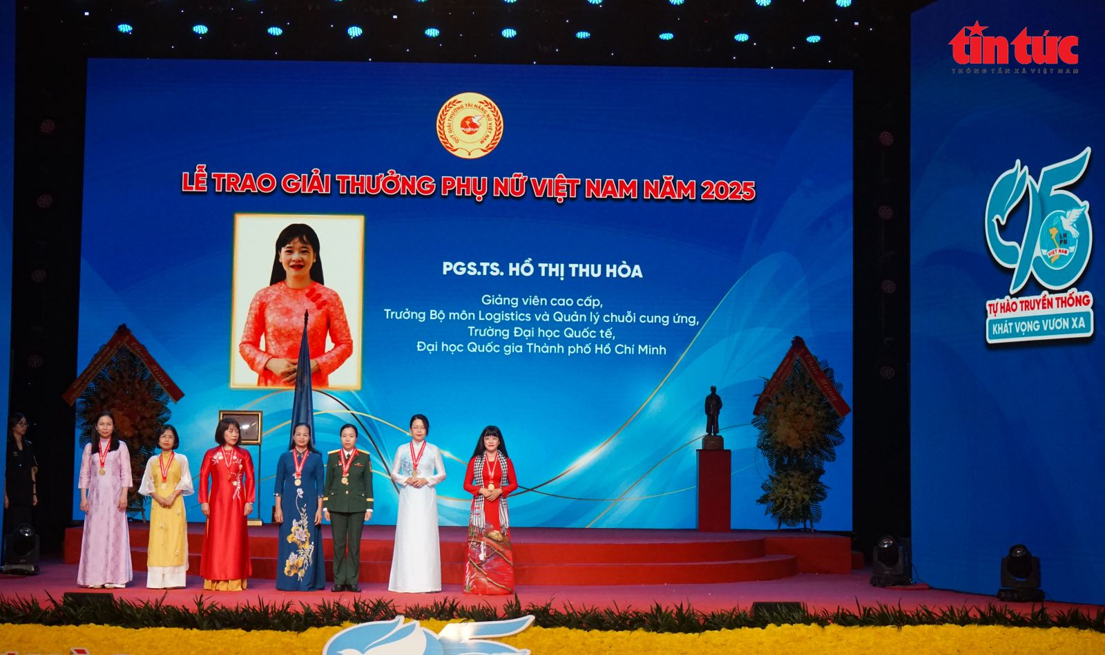 ចំណងជើងរូបថត