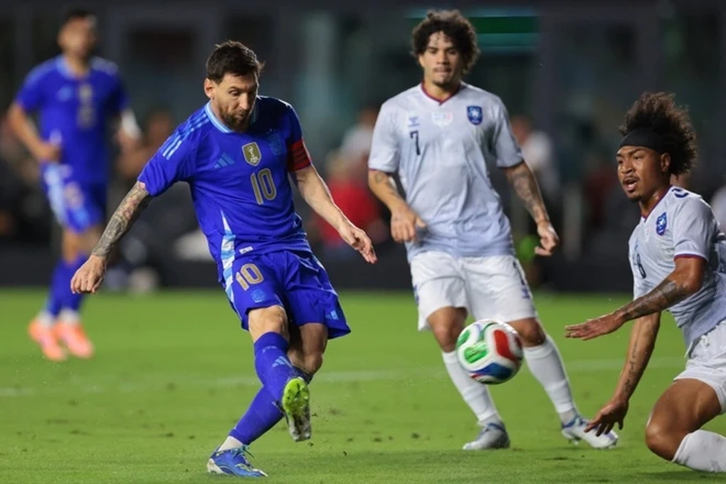 Lionel Messi lập kỷ lục ấn tượng, tuyển Argentina đại thắng 6 bàn - 1