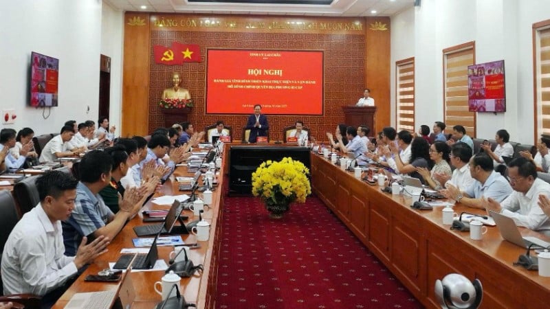 Lai Chau Provincial Party Committee reviews the implementation of two-level local government after more than three months of operation.