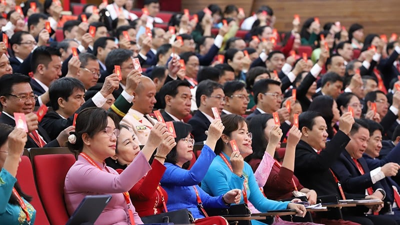 대의원들이 의회 결의안 통과를 위해 투표하고 있다. (사진: 조직위원회)