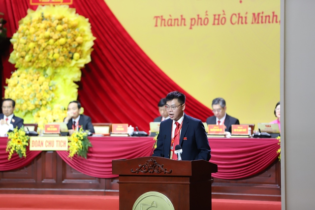 5 groups of solutions for Ho Chi Minh City to achieve double-digit growth target - Photo 1. 5 nhóm giải pháp để TPHCM thực hiện mục tiêu tăng trưởng 2 con số- Ảnh 1.